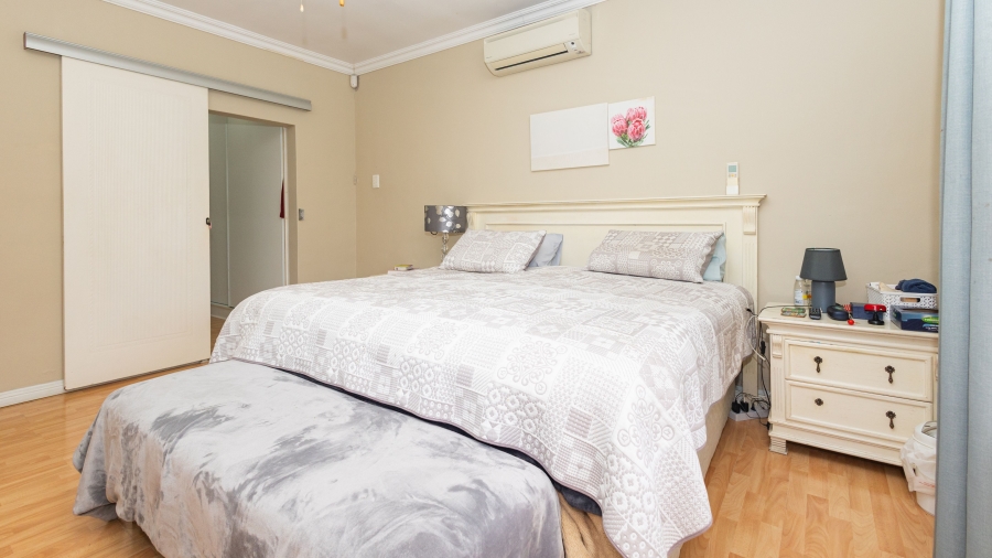 3 Bedroom Property for Sale in Panorama Western Cape